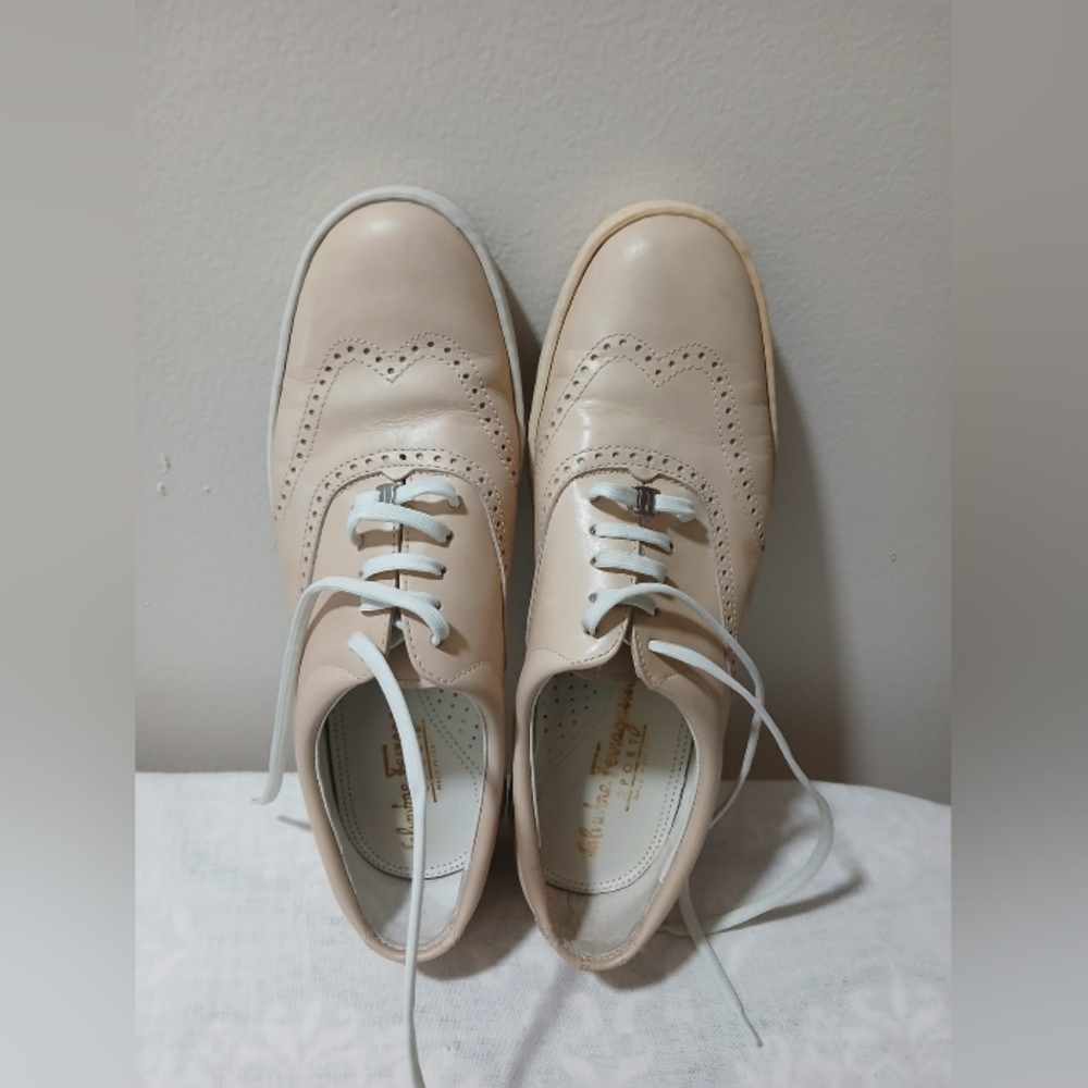SALVATORE FERRAGAMO Vicki Women 6B Sport Leather Wingtip Oxford Sneakers Laceup